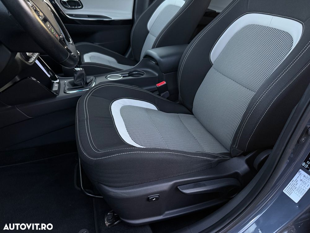 Kia Ceed 1.6 CRDi ISG Mind - 10