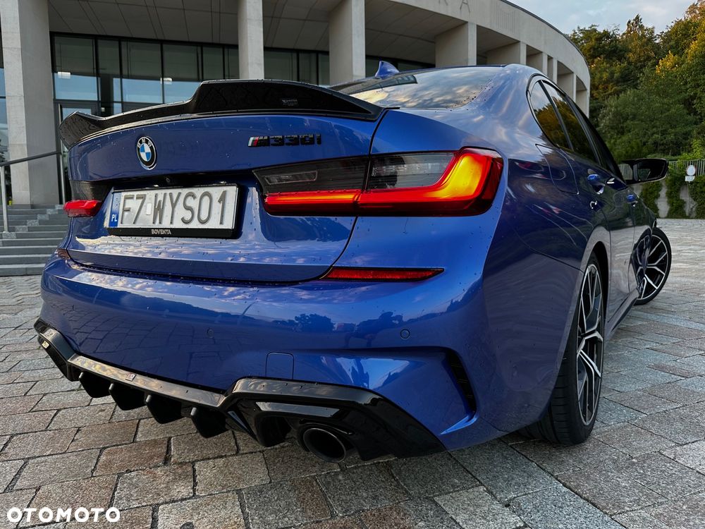 BMW Seria 3 330i M Sport - 9