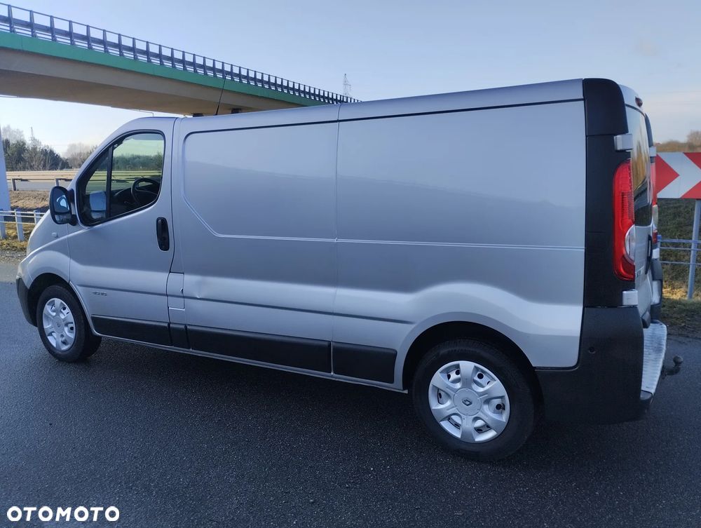 Renault Trafic - 19