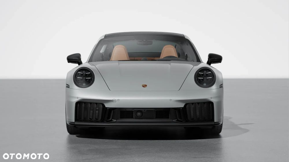 Porsche 911 Carrera T-Hybrid 4 GTS - 5