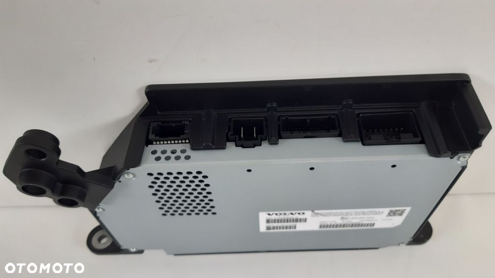 VOLVO V60 II WZMACNIACZ 32265284 - 3
