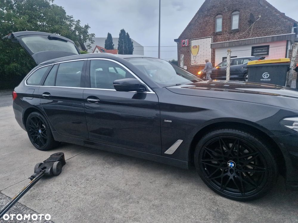 BMW Seria 5 520d xDrive Luxury Line - 10