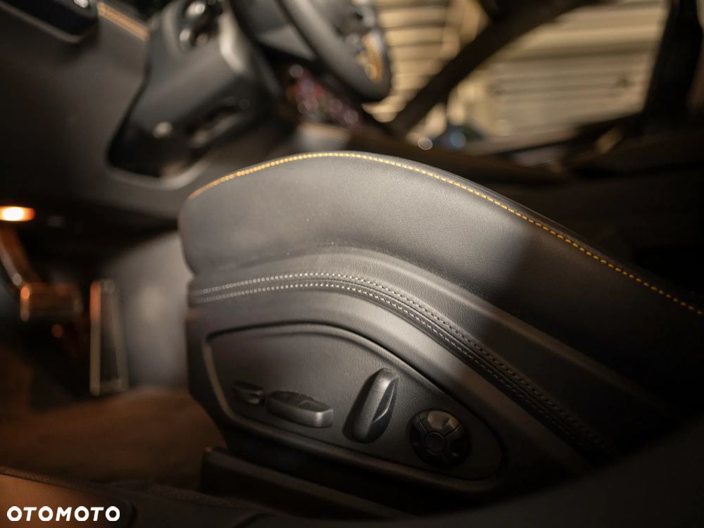 Porsche Panamera Turbo S E-Hybrid PHEV - 38