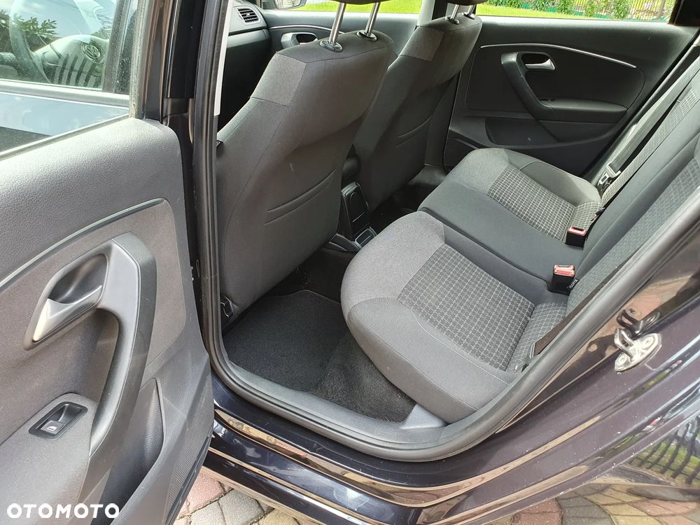 Volkswagen Polo - 10