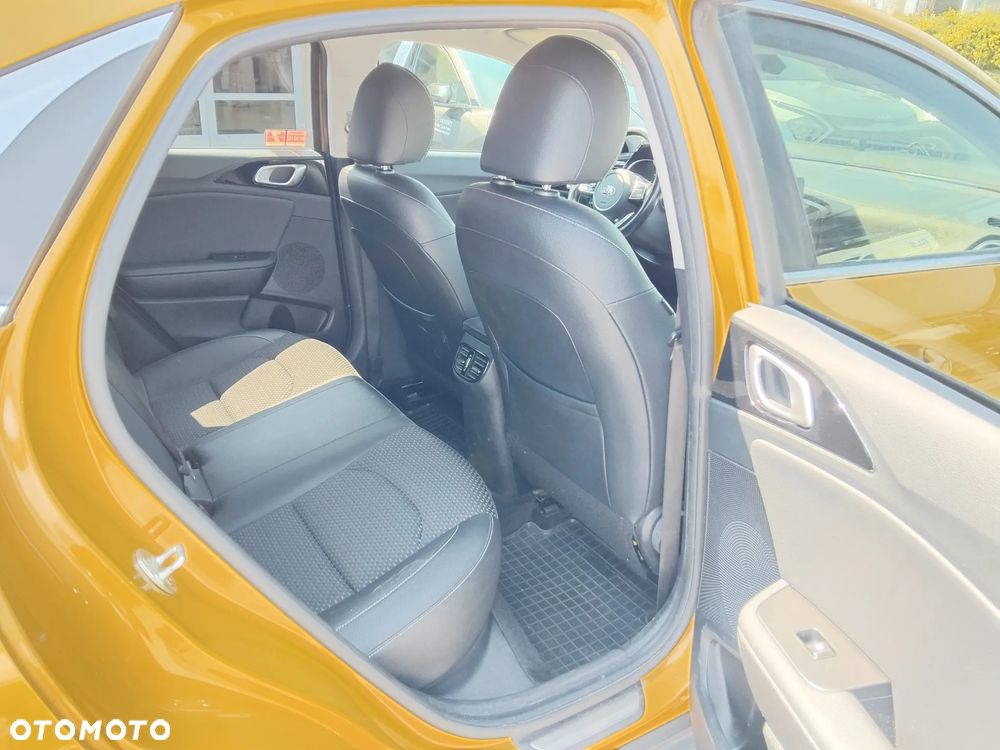 Kia XCeed 1.6 T-GDI L Business Line DCT - 29