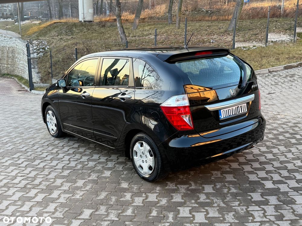 Honda FR-V - 3