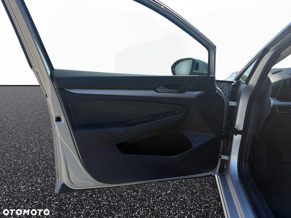 Volkswagen Golf Variant - 26
