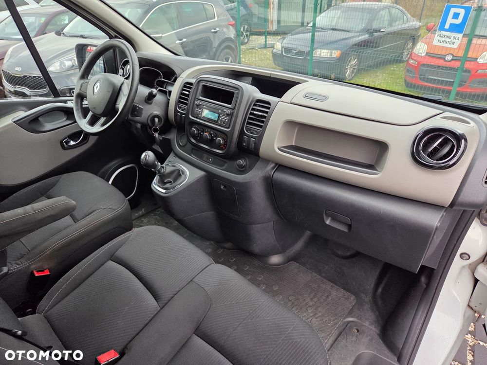 Renault TRAFIC - 11