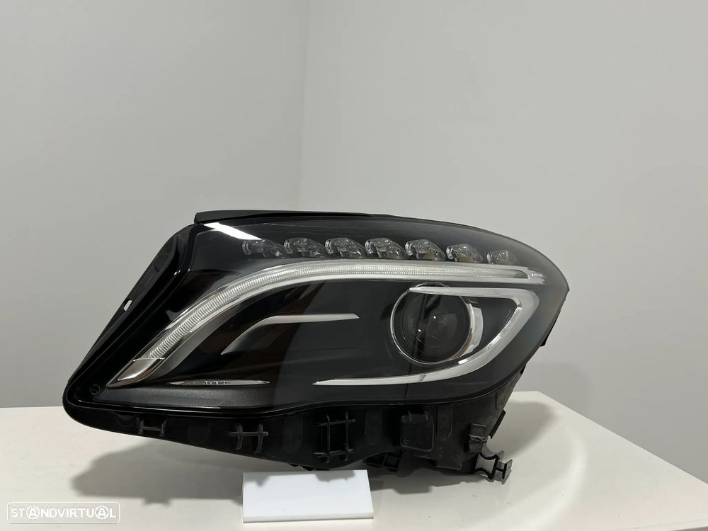 Farol Otica Original Mercedes GLA X156 Bi-Xenon lado Esquerdo - 1