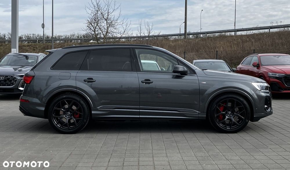Audi Q7 - 10