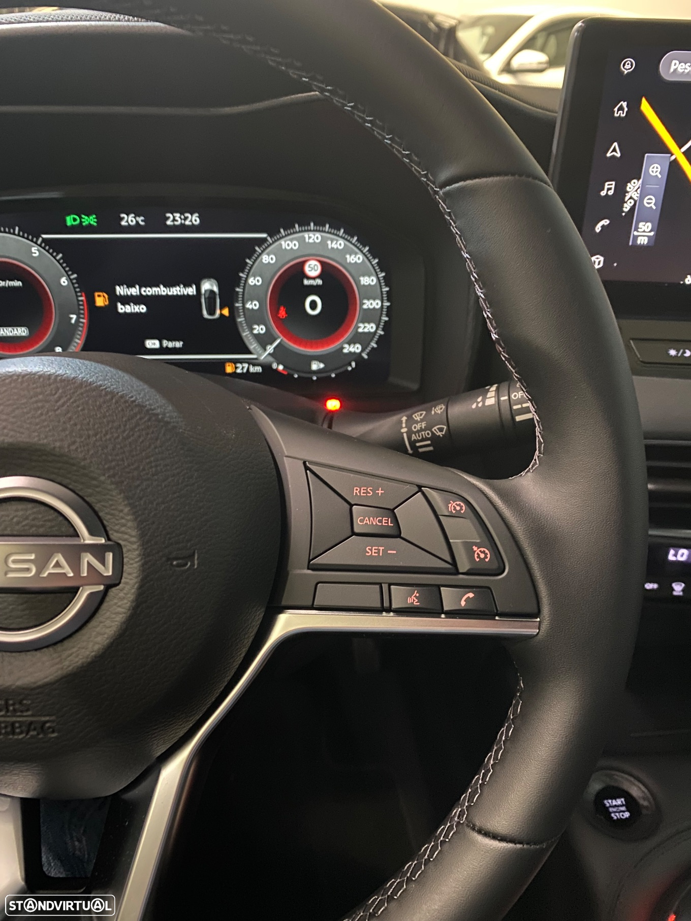 Nissan Juke 1.0 DIG-T N-Connecta NAV.+TwoTone NC - 11