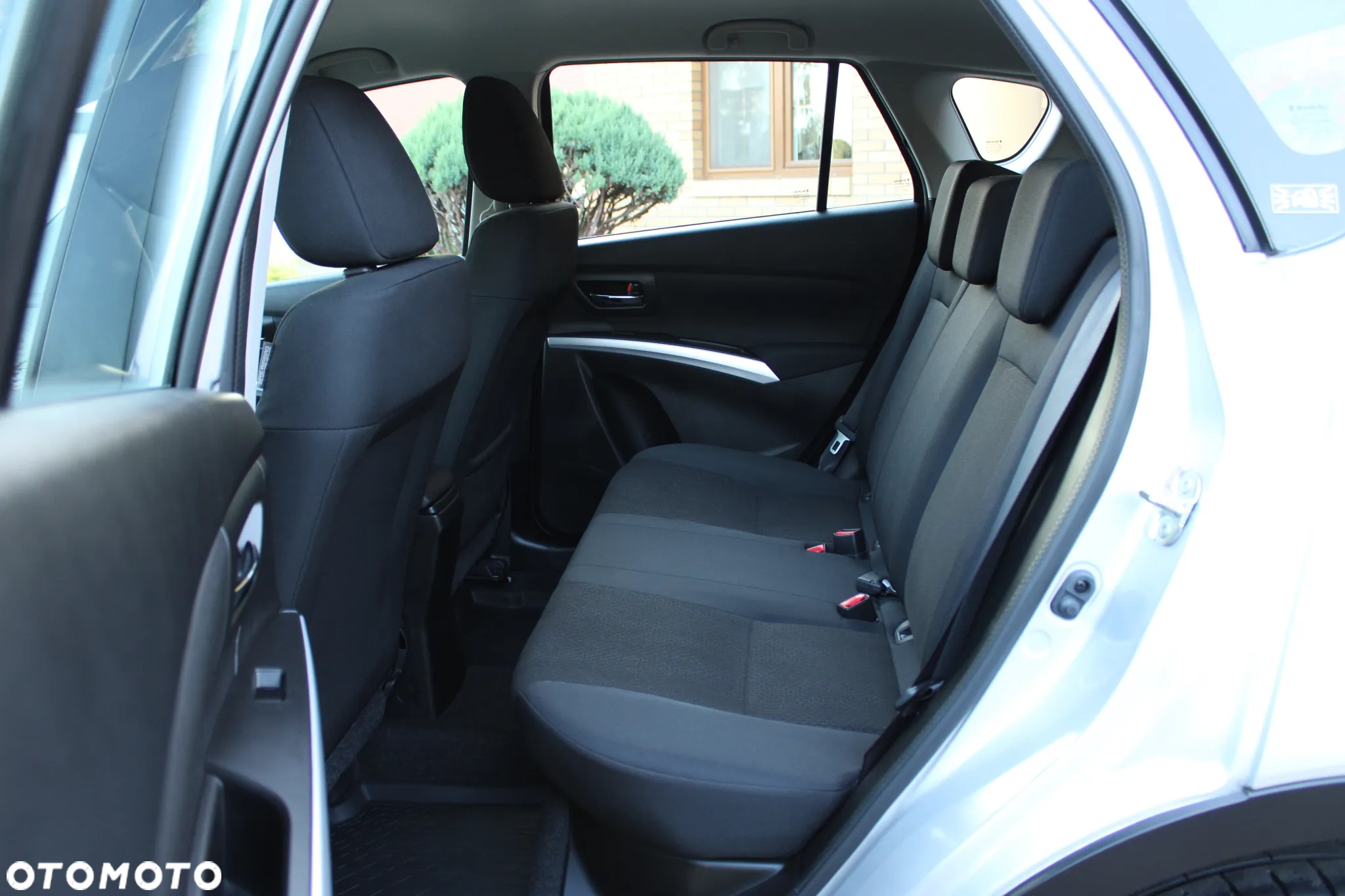 Suzuki SX4 S-Cross 1.4 SHVS Comfort Plus - 19