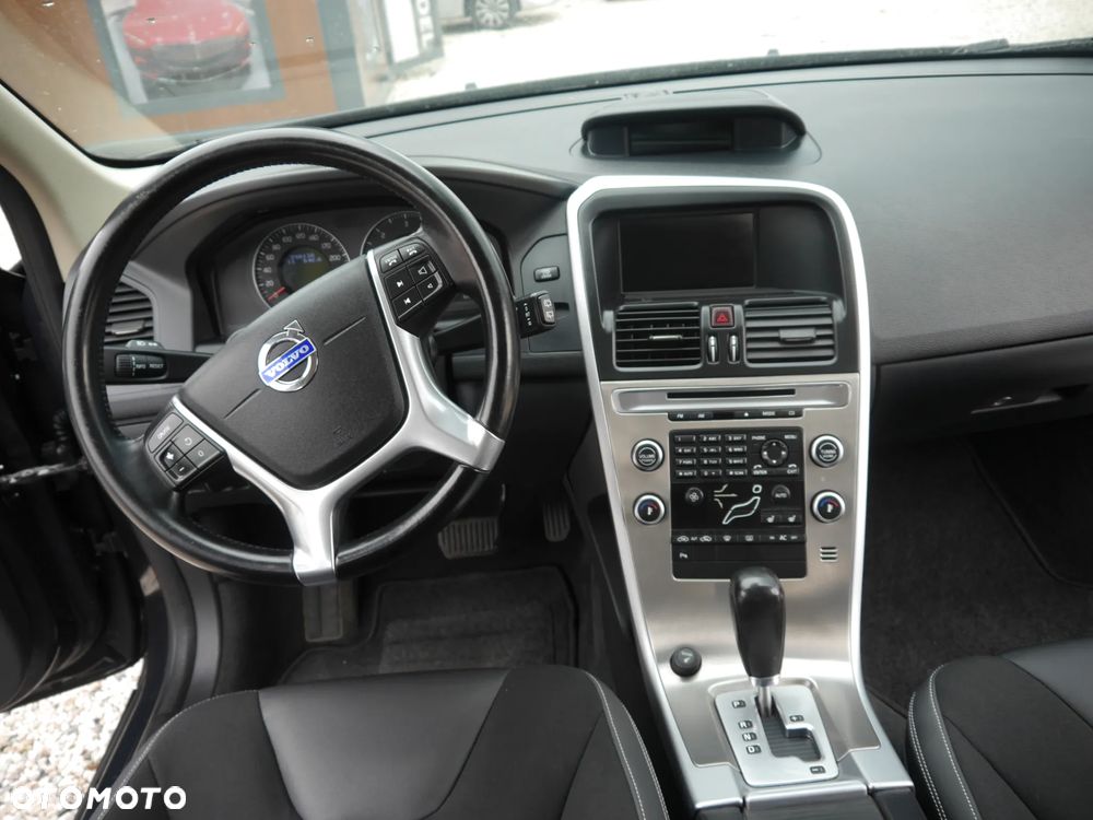 Volvo XC 60 2.4D - 8