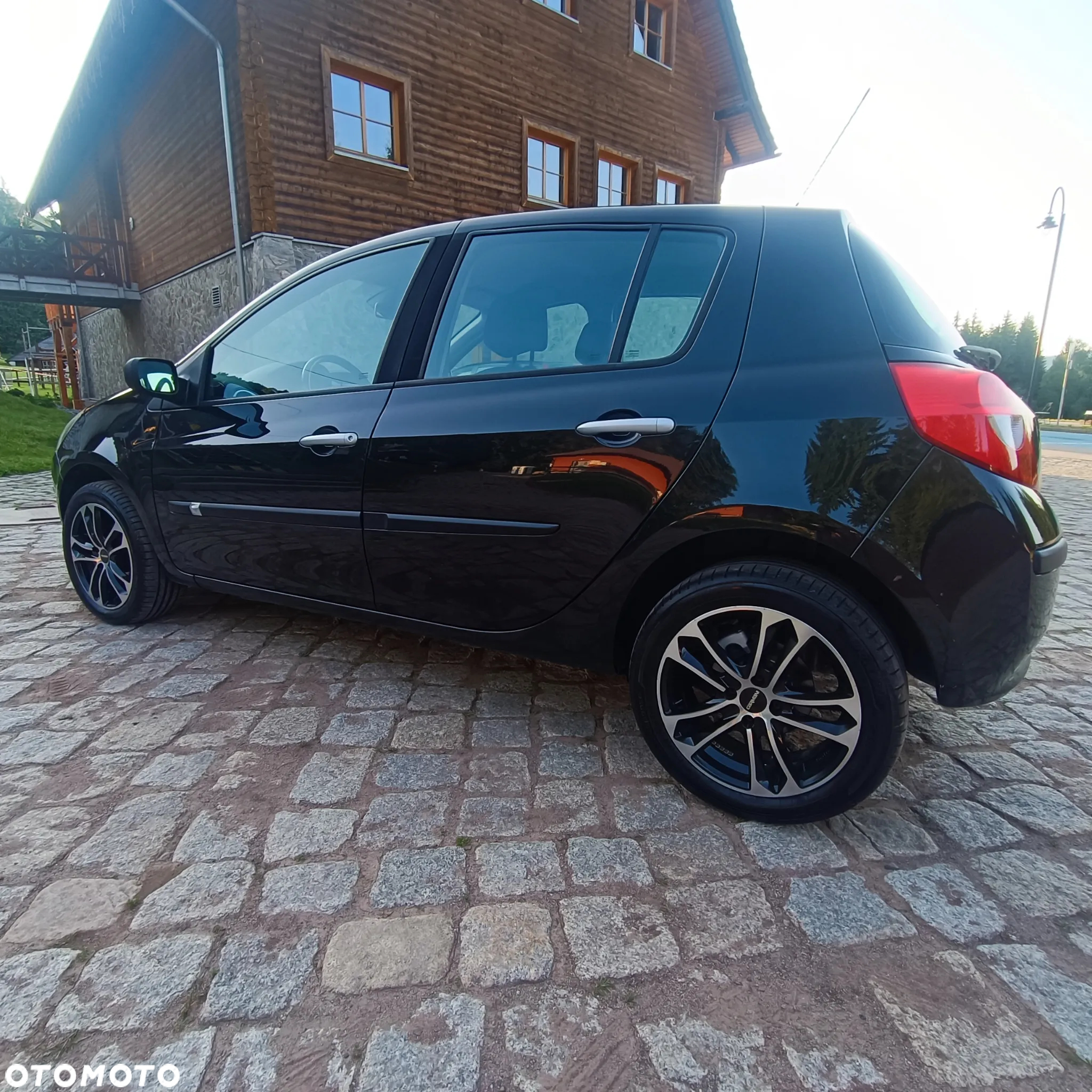 Renault Clio 1.6 16V Exception - 38