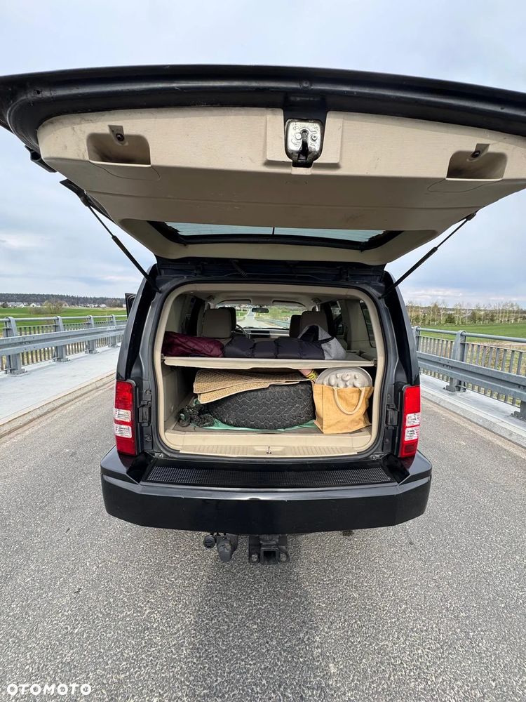 Jeep Liberty 3.7 4x4 - 24