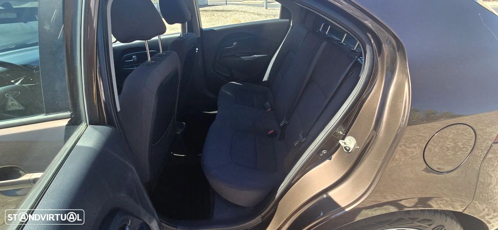 Kia Rio 1.2 CVVT More Edition - 11