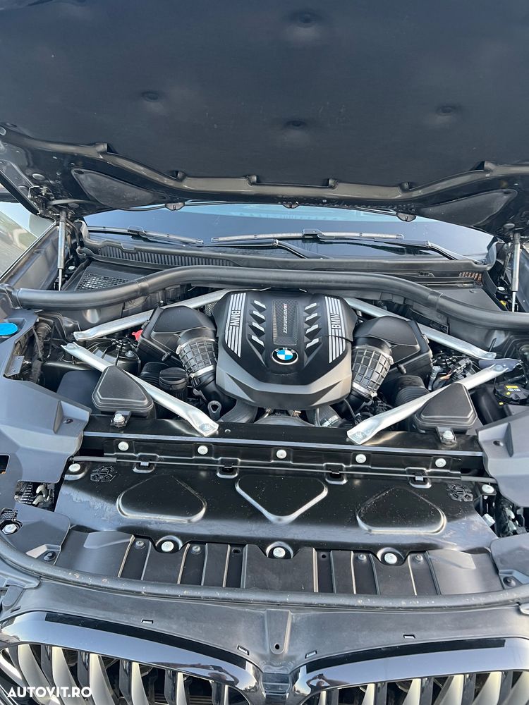 BMW X6 M M50i - 10