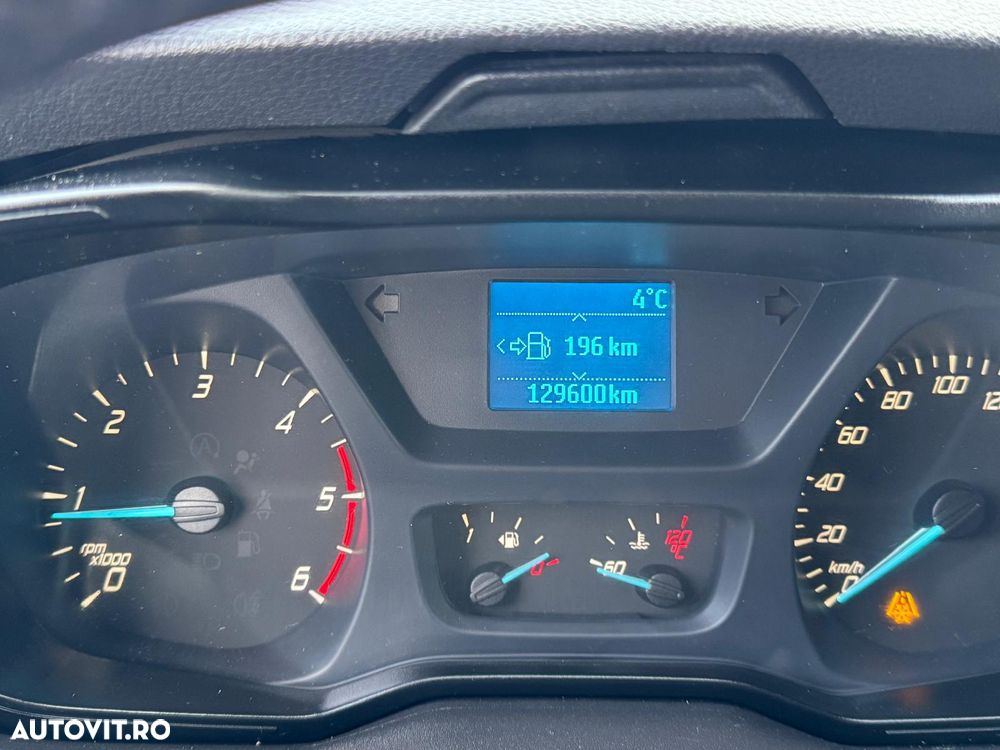 Ford TRANSIT - 12