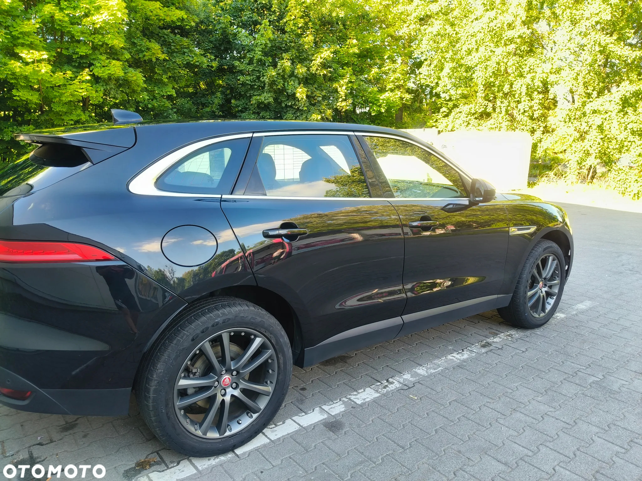 Jaguar F-Pace 2.0 i4D AWD Prestige - 25