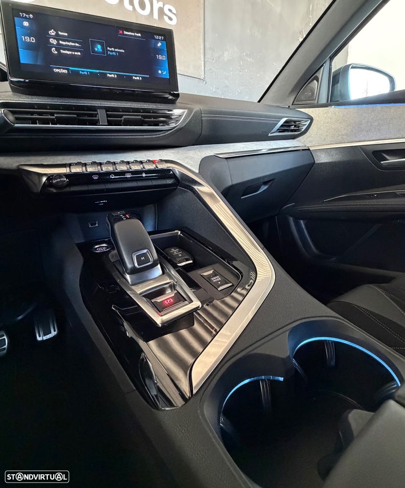 Peugeot 3008 1.2 PureTech GT Line EAT8 - 38