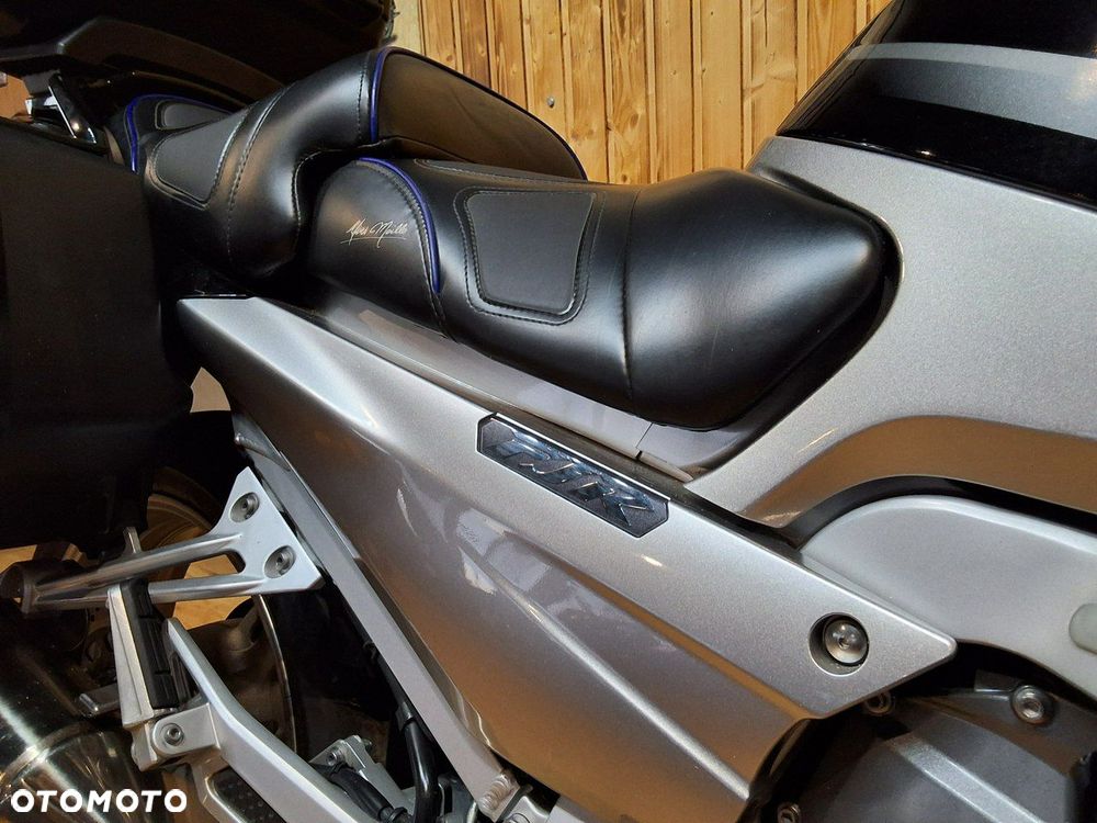 Yamaha FJR - 14