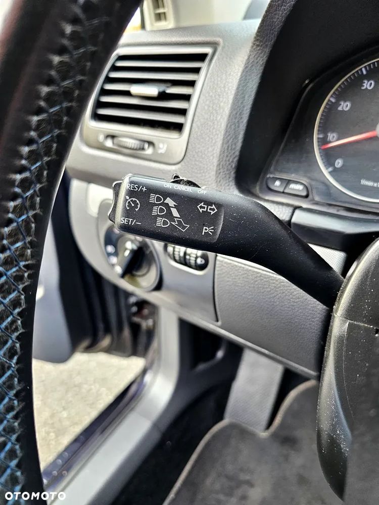 Volkswagen Golf IV 1.6 Comfortline - 23