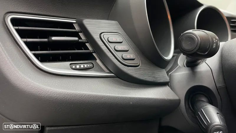 Alfa Romeo Giulietta 1.6 JTDM Super - 35