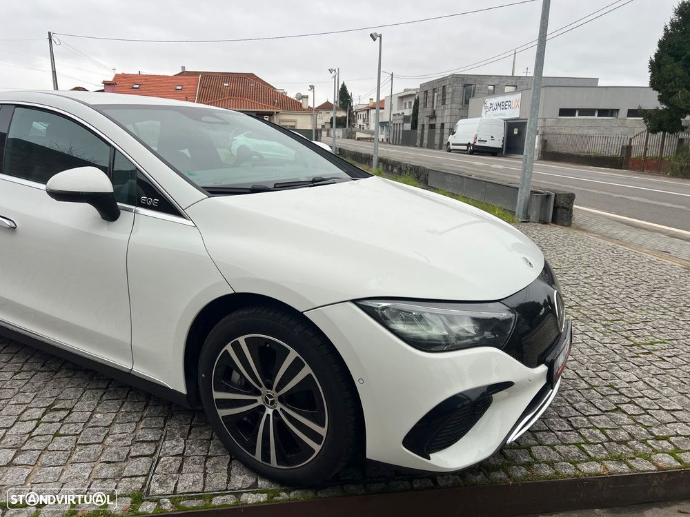 Mercedes-Benz EQE 300 Electric Art - 3