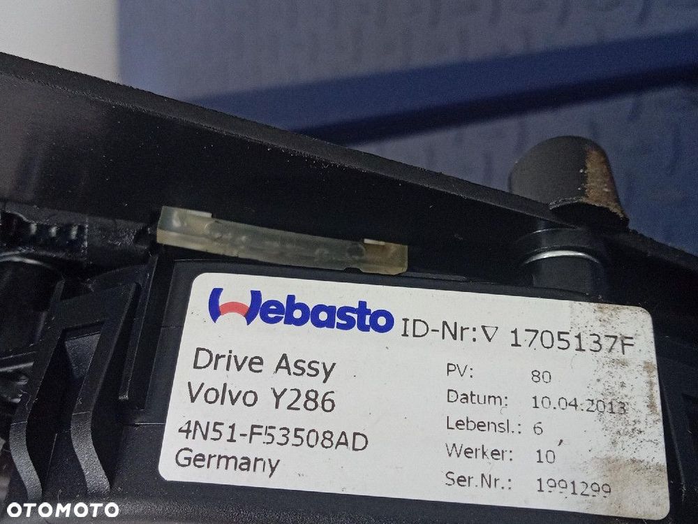 VOLVO V60 I SZYBERDACH - 4