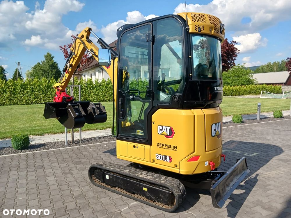 Caterpillar 301.8  CR POWERTILT 3 Łyżki - 10