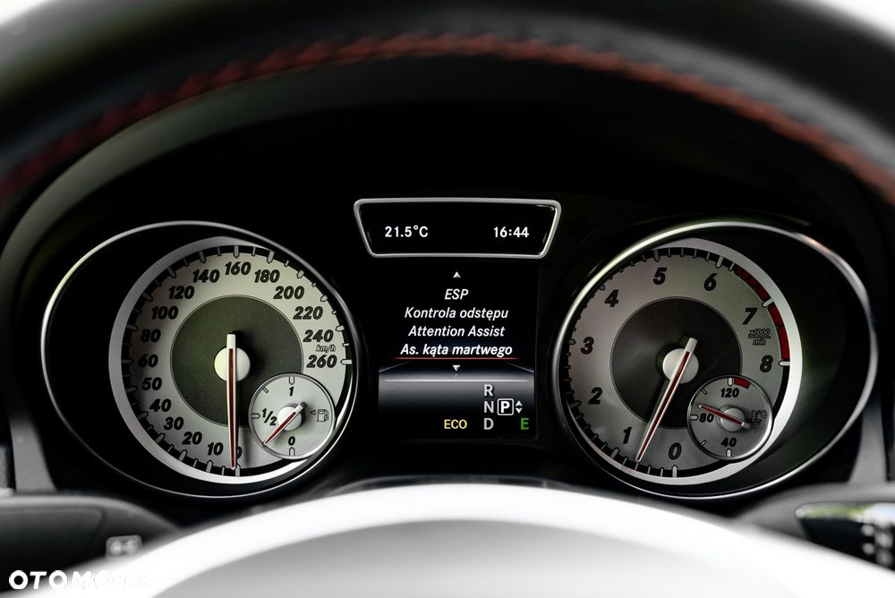 Mercedes-Benz CLA - 35