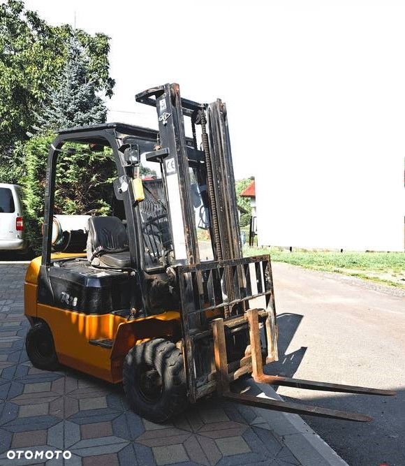 Komatsu FG 25HT - 12