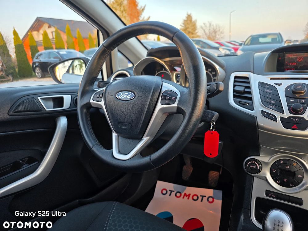 Ford Fiesta - 36