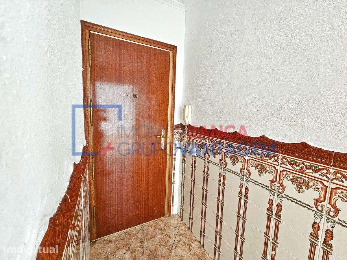T2 com Vista Desafogada e Elevador | Miratejo, Corroios - Grande imagem: 5/26