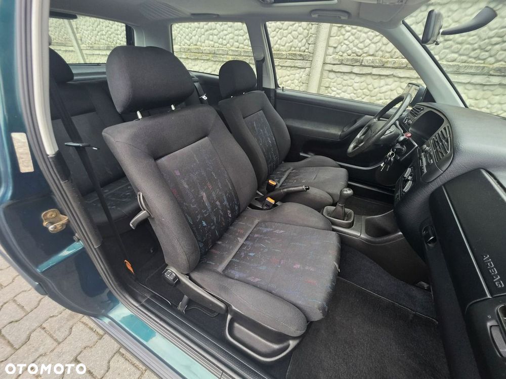 Volkswagen Golf 1.6 - 21
