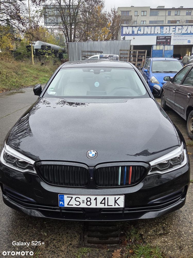 BMW Seria 5 520d Luxury Line sport - 4