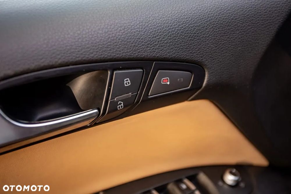 Audi Q7 4.2 TDI DPF Quattro Tiptronic - 32