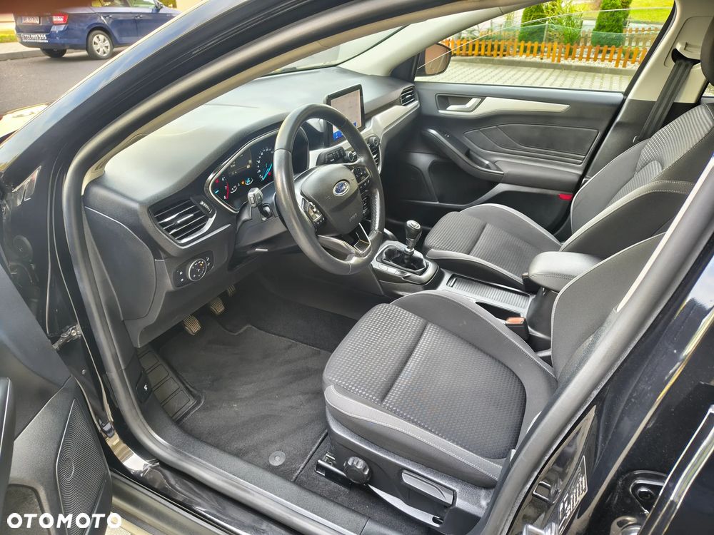 Ford Focus 1.0 EcoBoost mHEV Connected - 5