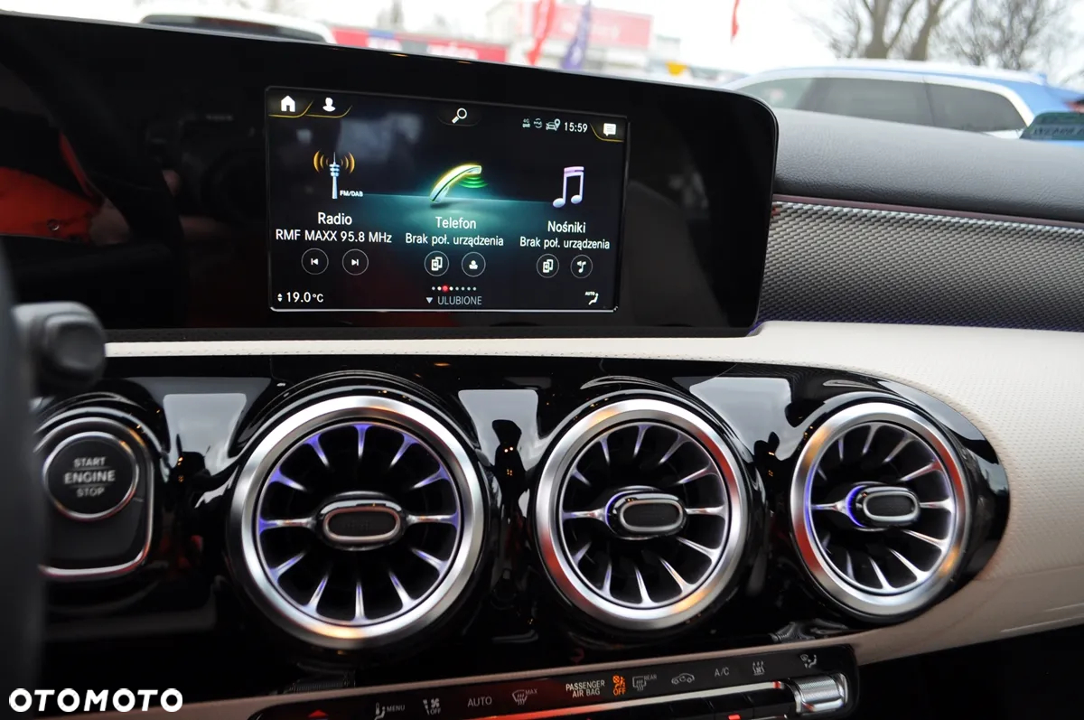 Mercedes-Benz Klasa A 250 e PHEV Progressive 8G-DCT - 27