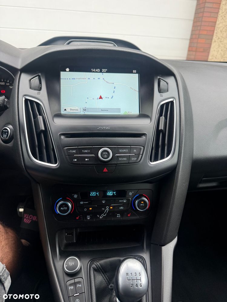Ford Focus 1.5 EcoBoost ST-Line - 7