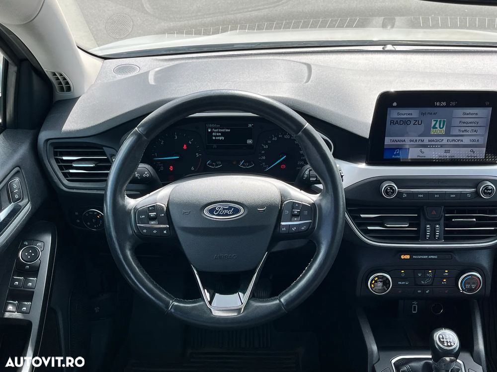 Ford Focus - 14