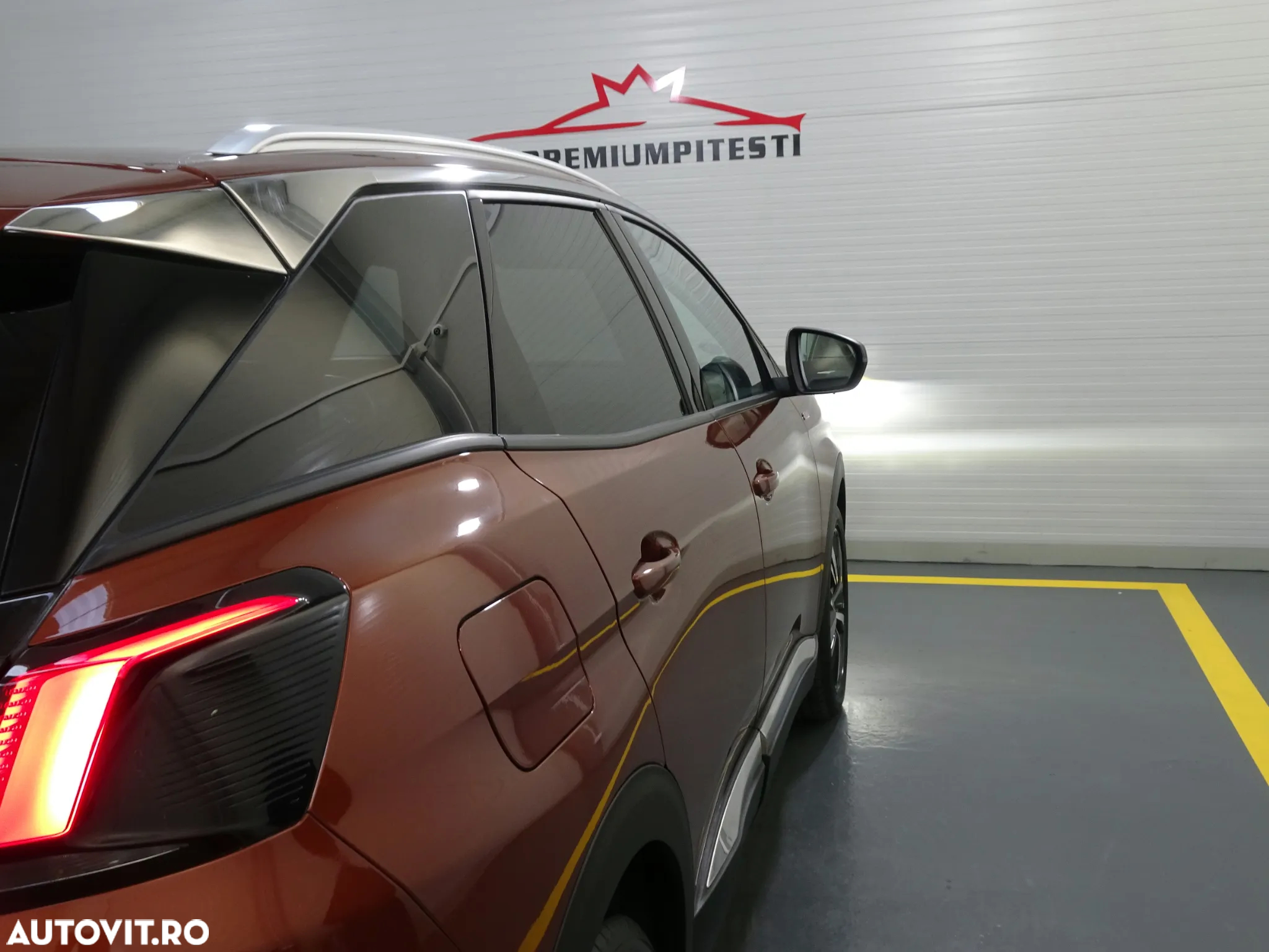 Peugeot 3008 1.2 PureTech 130 EAT8 GT - 17