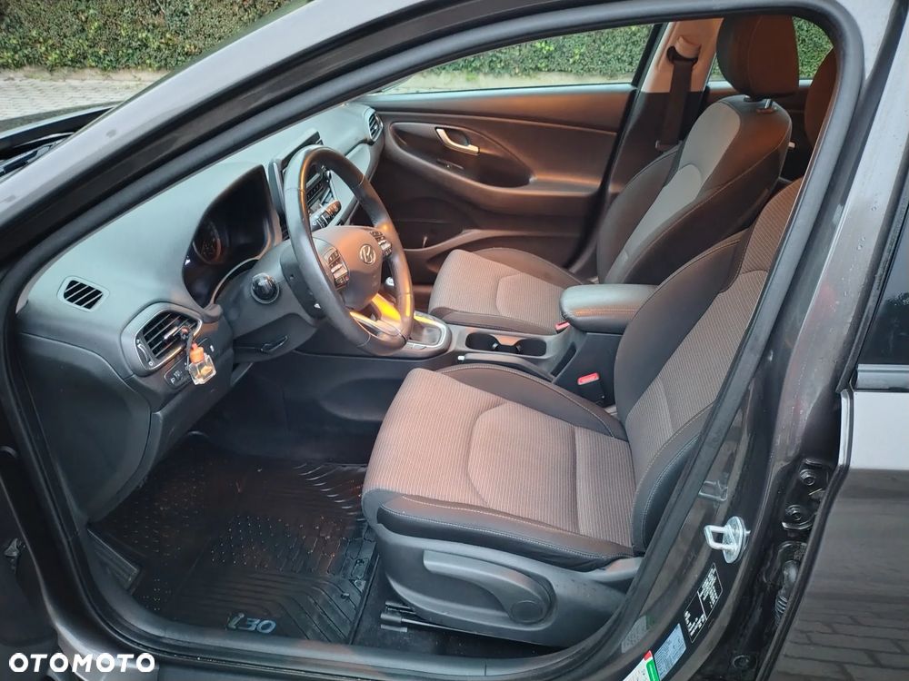 Hyundai i30 1.6 CRDI Style - 27