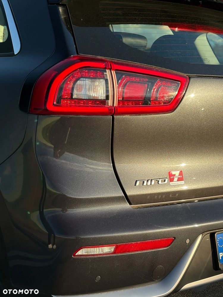 Kia Niro 1.6 GDI Hybrid L - 13