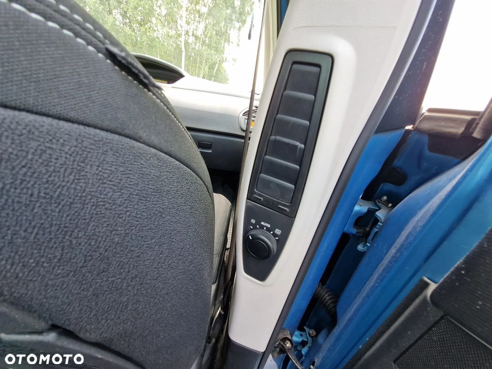 Citroën C4 Picasso - 9