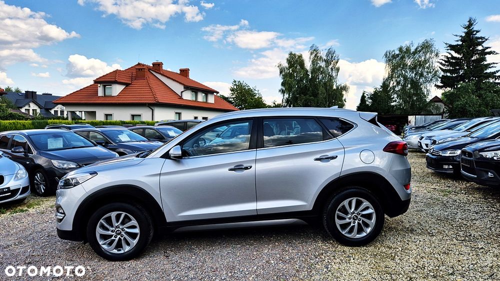 Hyundai Tucson 1.6 GDI BlueDrive GO 2WD - 21