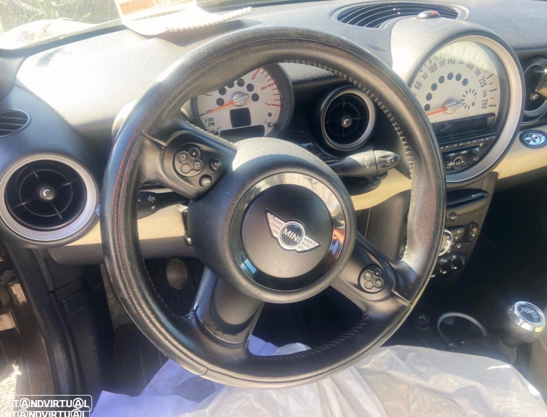 MINI Cabrio Cooper D - 5