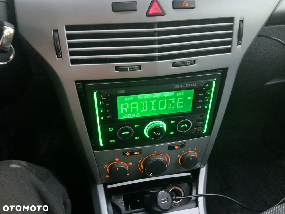 Opel Astra - 17