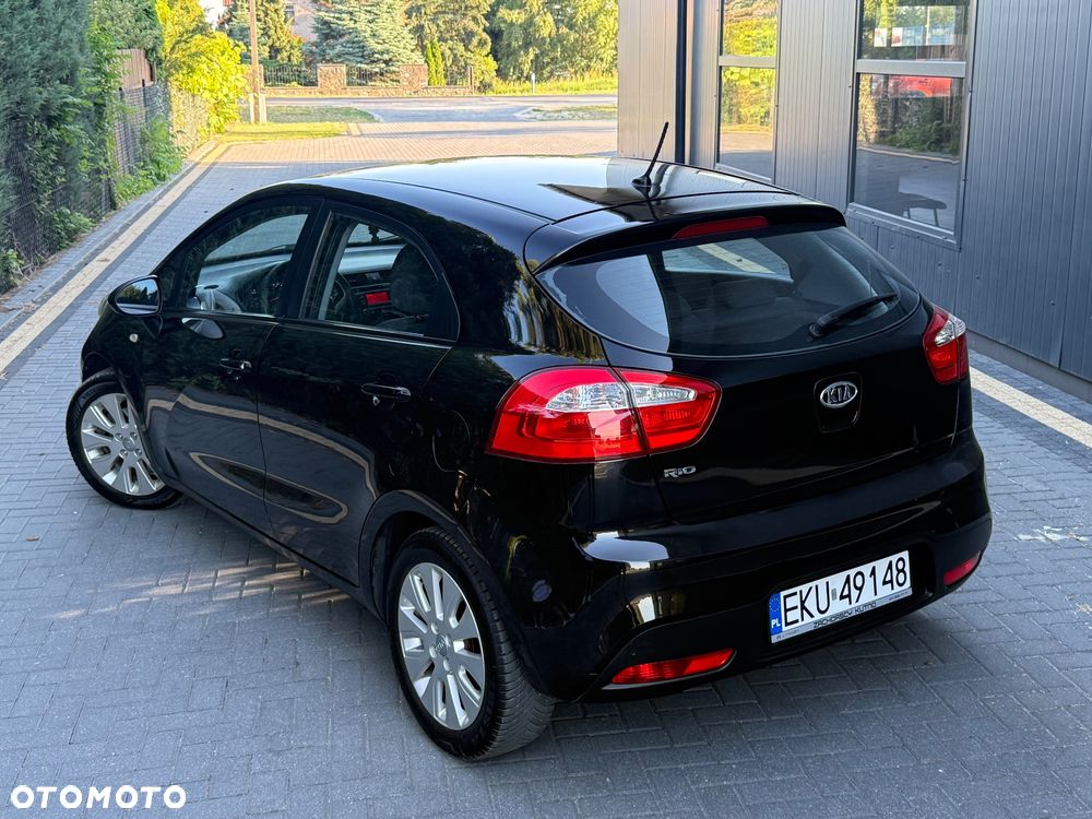 Kia Rio 1.2 Attract - 16