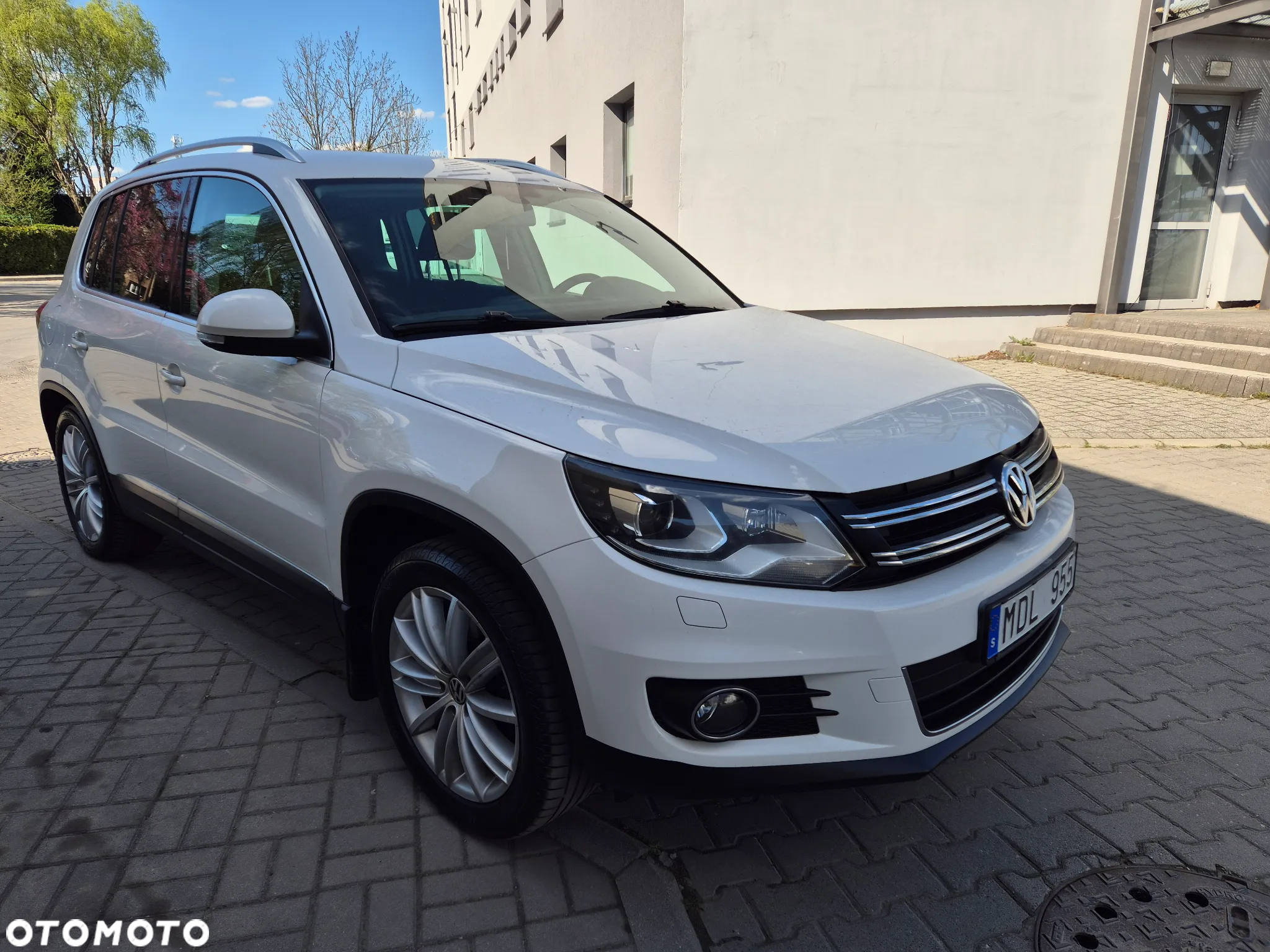 Volkswagen Tiguan 2.0 TDI 4Mot Perfectline R-Style - 3